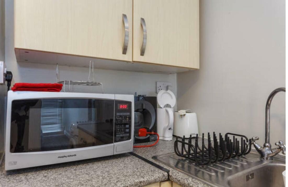 Shirley Apartments, Cozy Studio, Self Check In, 10 Min Drive To City Centre, Walking To Redbridge Train Station سوثامبتون المظهر الخارجي الصورة